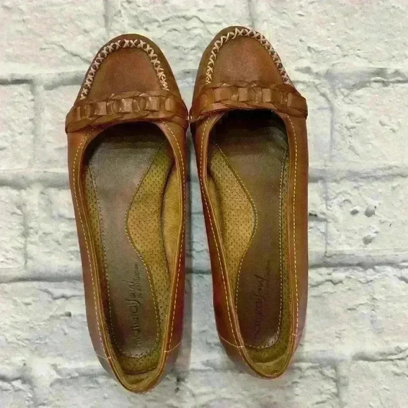 Natural Soul by Naturalizer Tan Leather Loafers - Picture 2 of 4